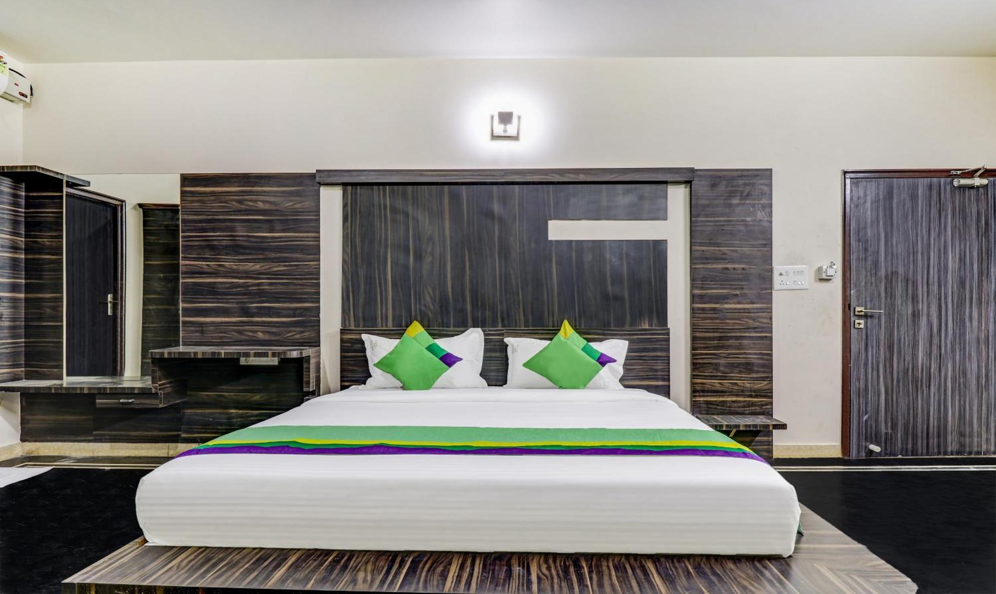 Hotel Treebo Trend Coastal Grand Bangalore Esterno foto